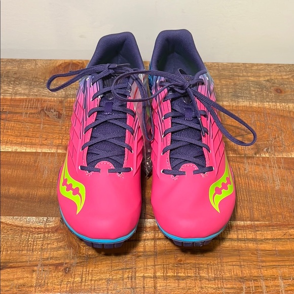 NWOT Saucony Womens Spitfire 5 Pink/Purple Running Shoes Racing Track, Size 12 - Picture 2 of 8